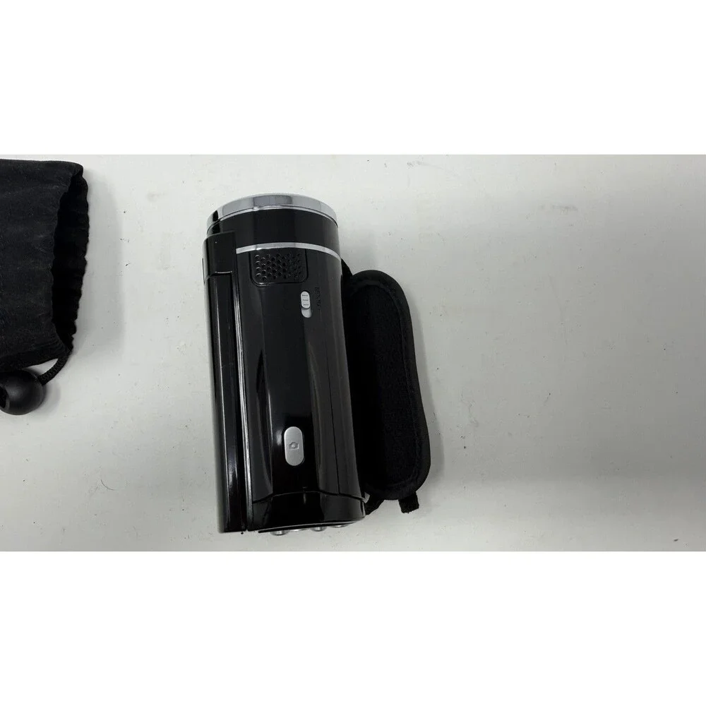 Emerson Evc 720 Digital Video Camera- comes with case